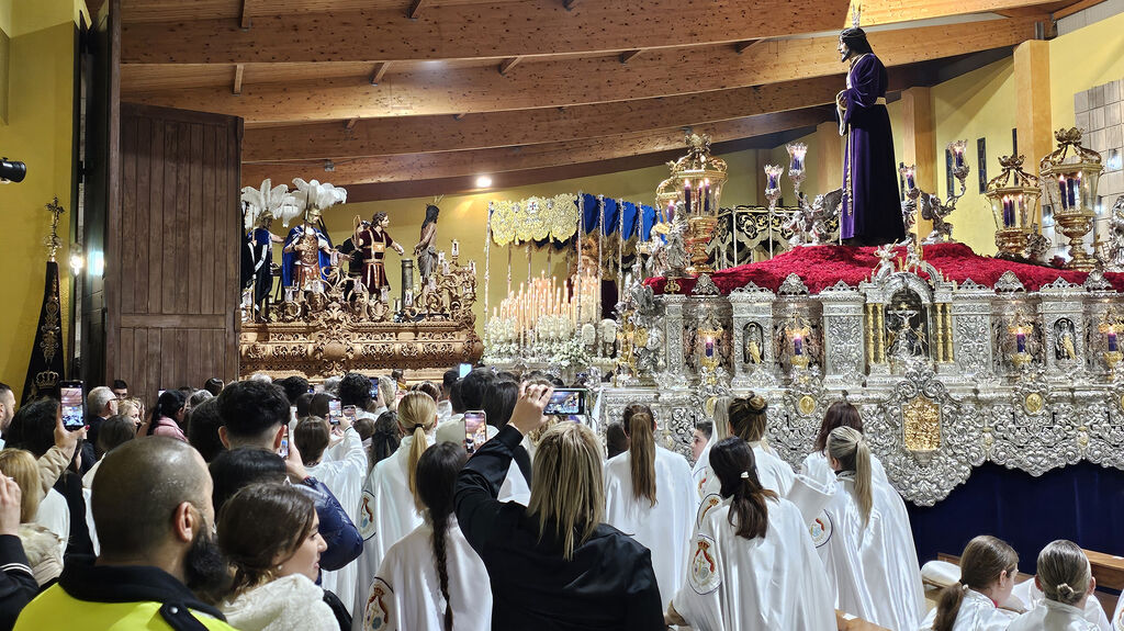 Fotos del Mi&eacute;rcoles Santo en La L&iacute;nea: Oraci&oacute;n en el Huerto, Abandono y Medinaceli